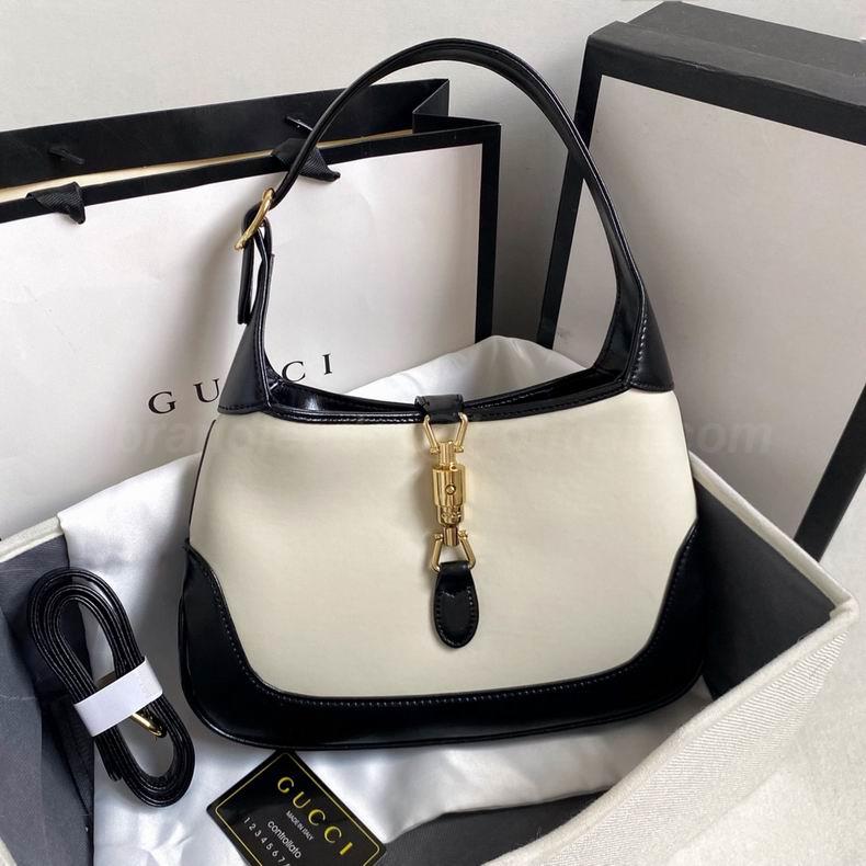 Gucci Handbags 121